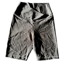 Ribbed Biker Shorts